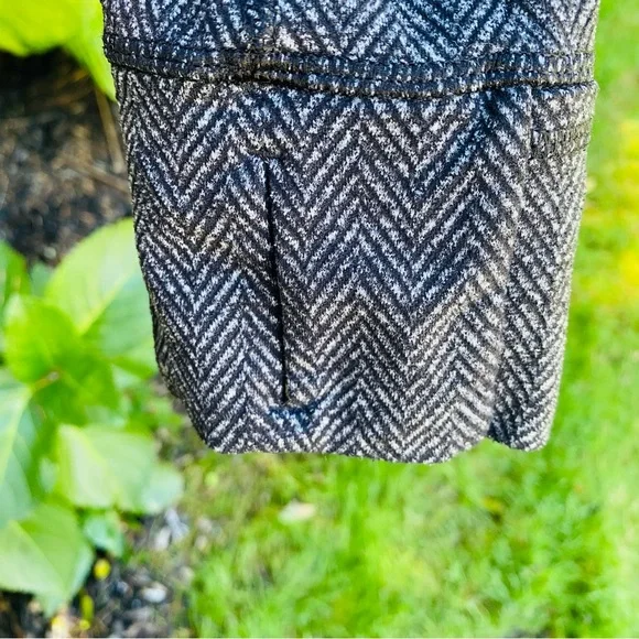 Lululemon Define Jacket size 6 - Picture 3 of 3